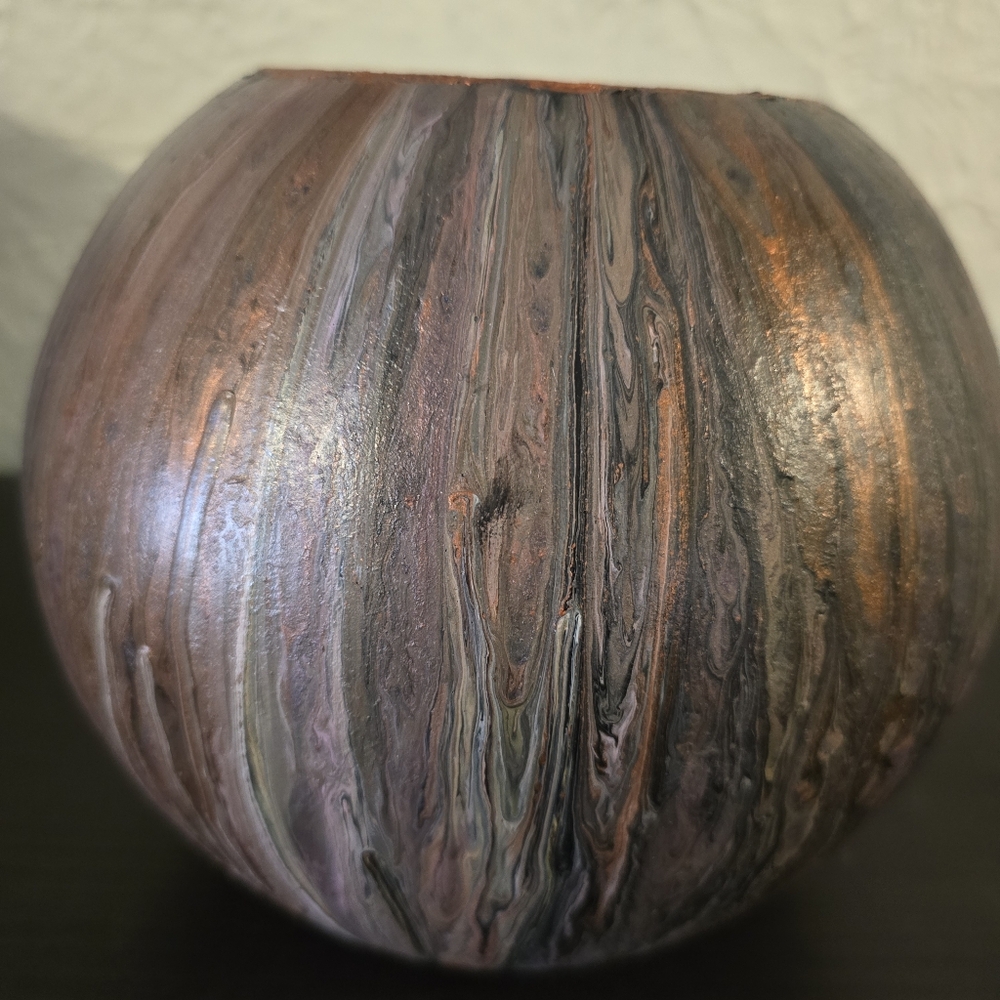 HANDCRAFTED Upcycled Glass Artwork HANDPAINTED Tabletop ART Decor Round Vase - Picture 15 of 17